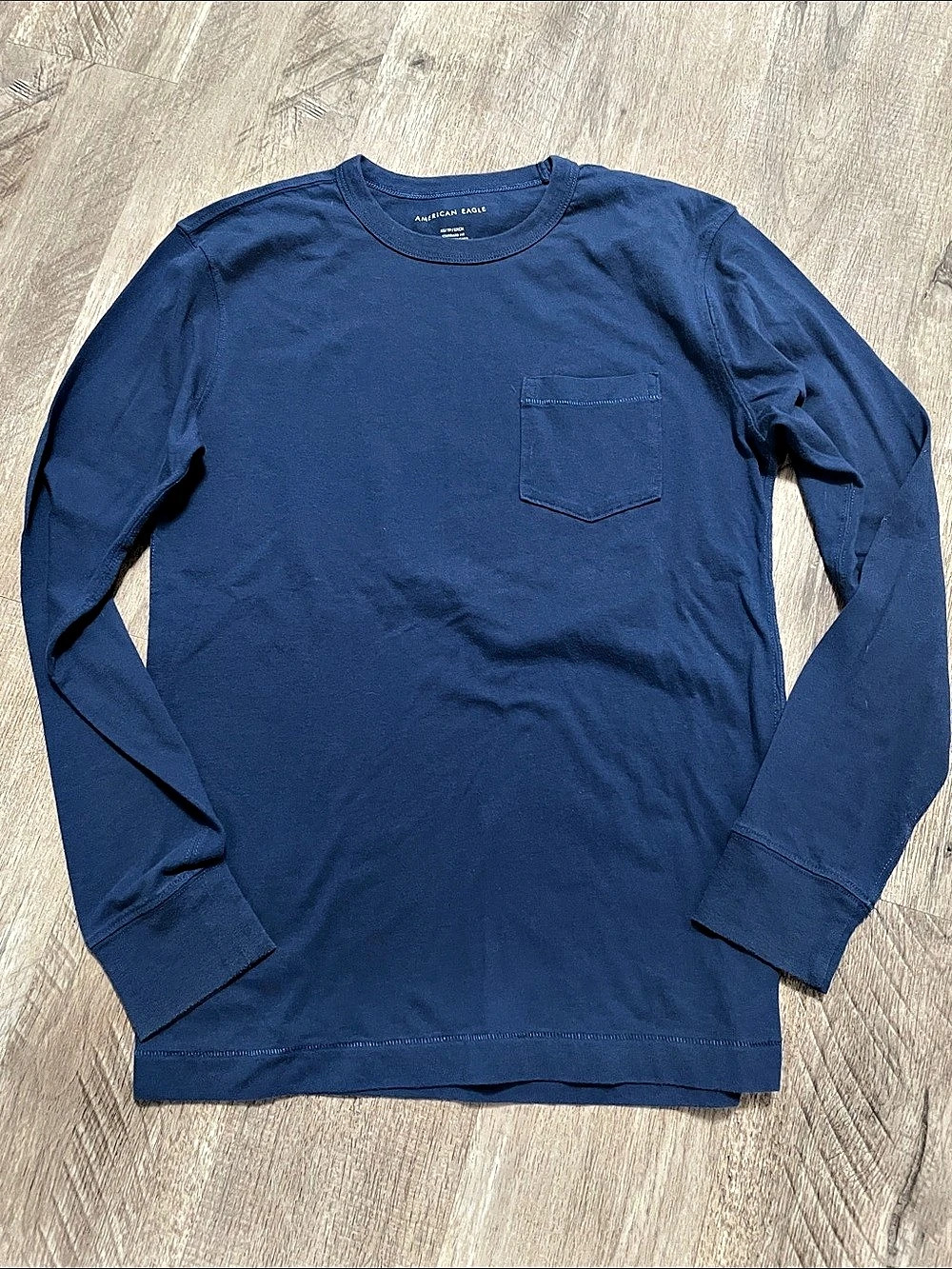 American Eagle Outfitters Long Sleeve Pocket Tee in Blue Size XS